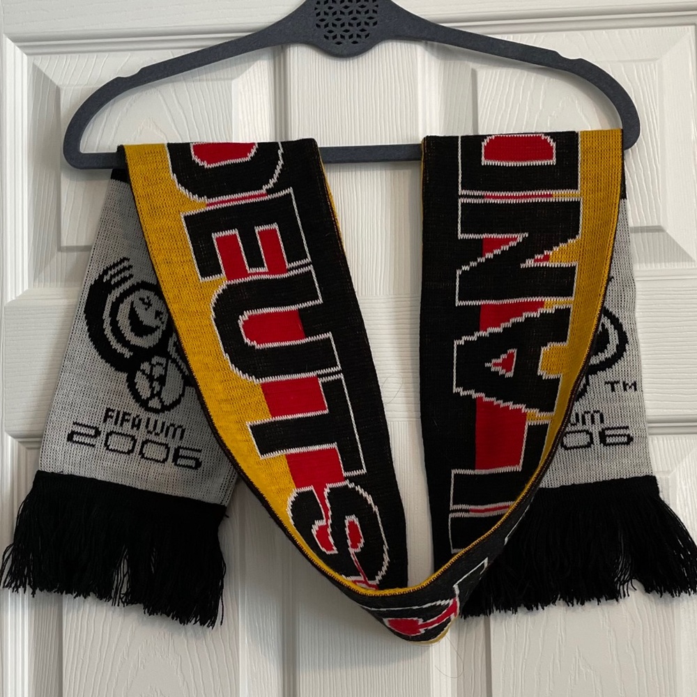 FIFA World Cup 2006 Germany Deutschland Scarf